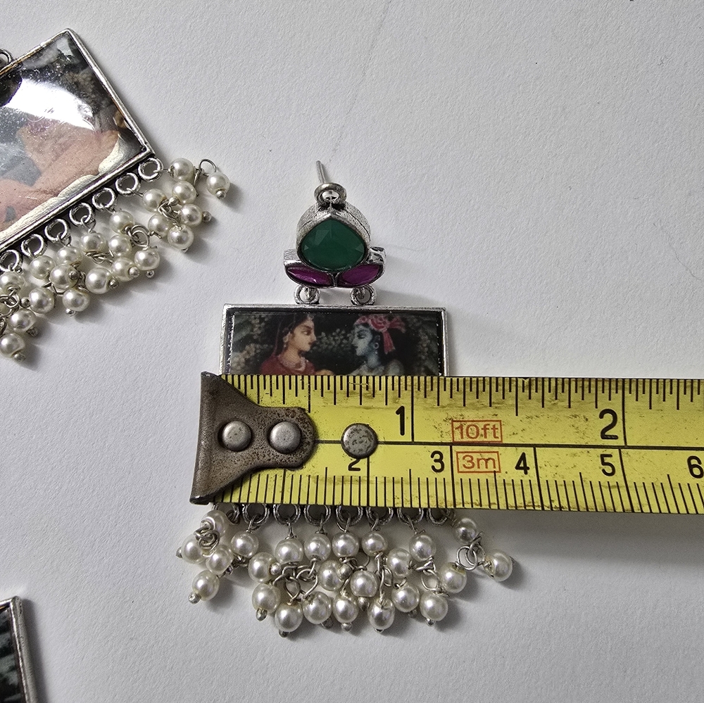 ‘Symbol of Love’ Radha Krishna Pearl Elegance Handcrafted Necklace Set - Picture 9 of 10
